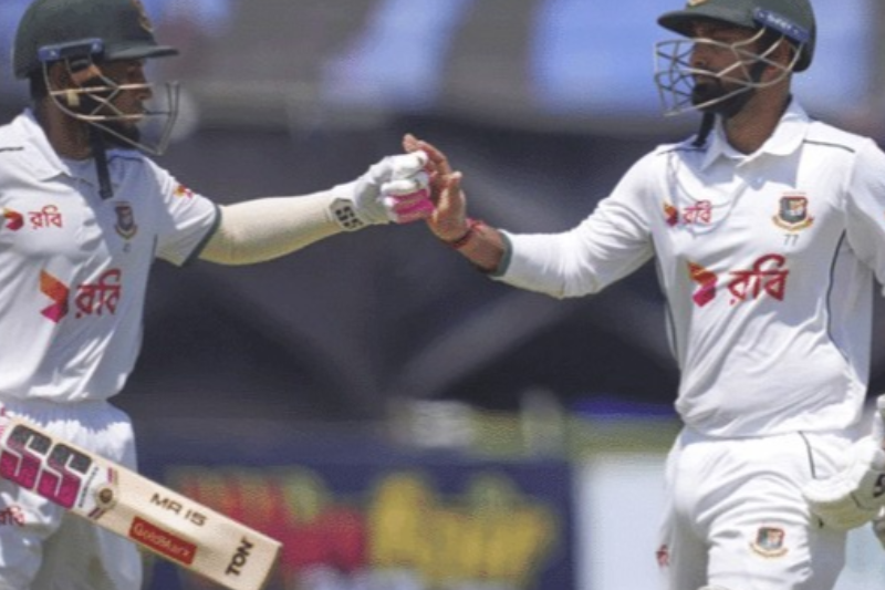 প্রথম দিনে বাংলাদেশের সংগ্রহ ৮ উইকেটে ২২০