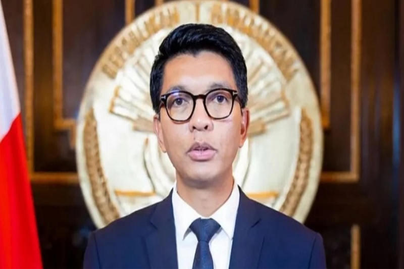 জেন-জি বিক্ষোভে দেশ ছেড়ে পালালেন মাদাগাস্কারের প্রেসিডেন্ট